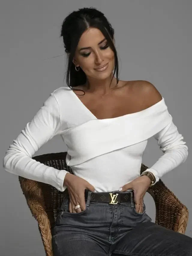 New Fashion Sexy Off the Shoulder Long sleeved T Elegant Women's Wear Essential Showcasing Female Charm