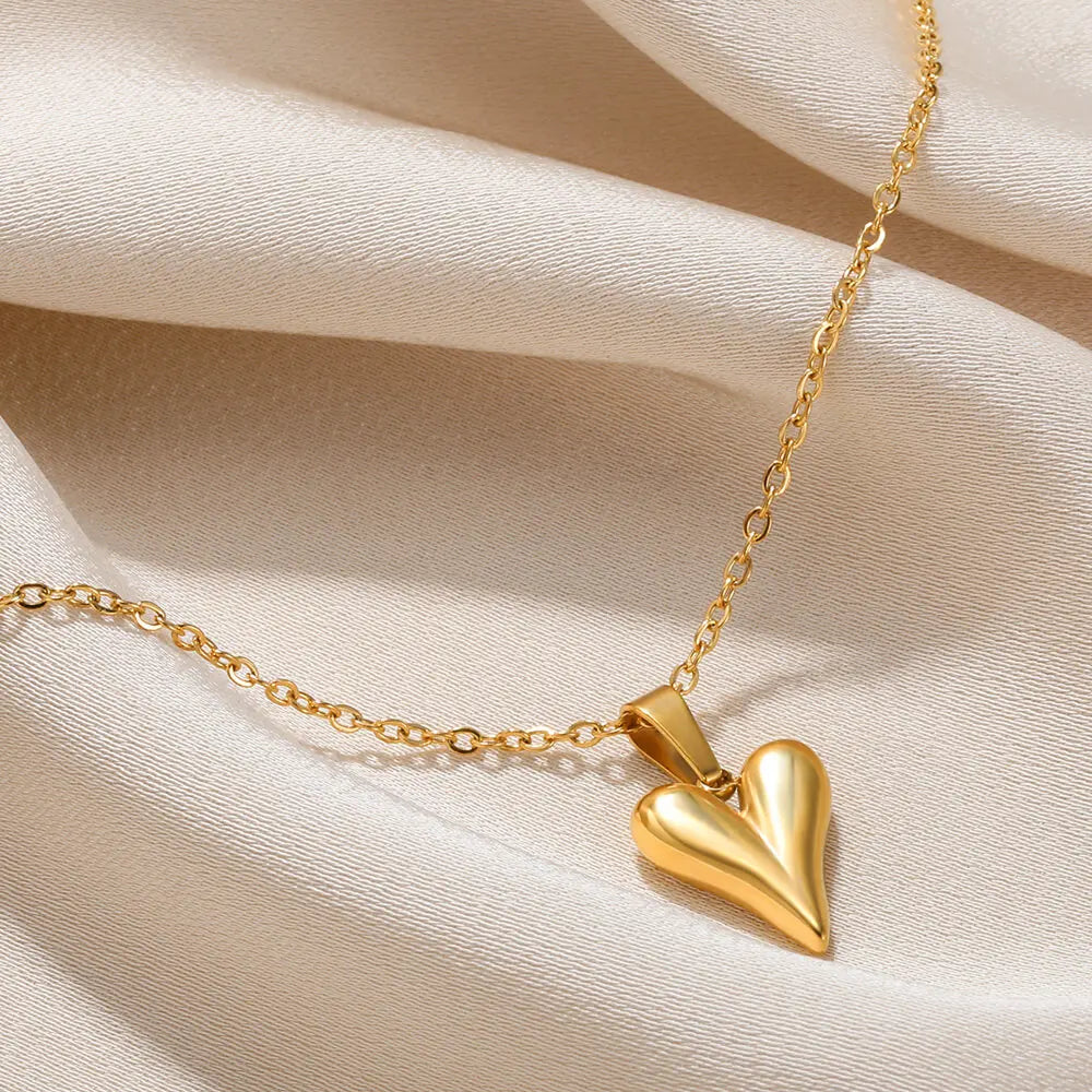 Punk Gold Color Heart Pendant Necklace for Women Stainless Steel Buckle Beaded Neck Chain Choker Y2K Jewelry Accessories