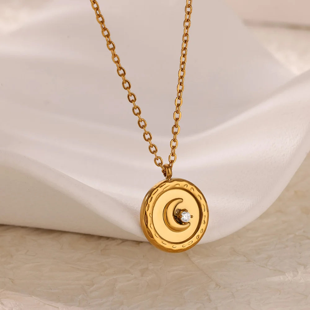 Punk Gold Color Heart Pendant Necklace for Women Stainless Steel Buckle Beaded Neck Chain Choker Y2K Jewelry Accessories
