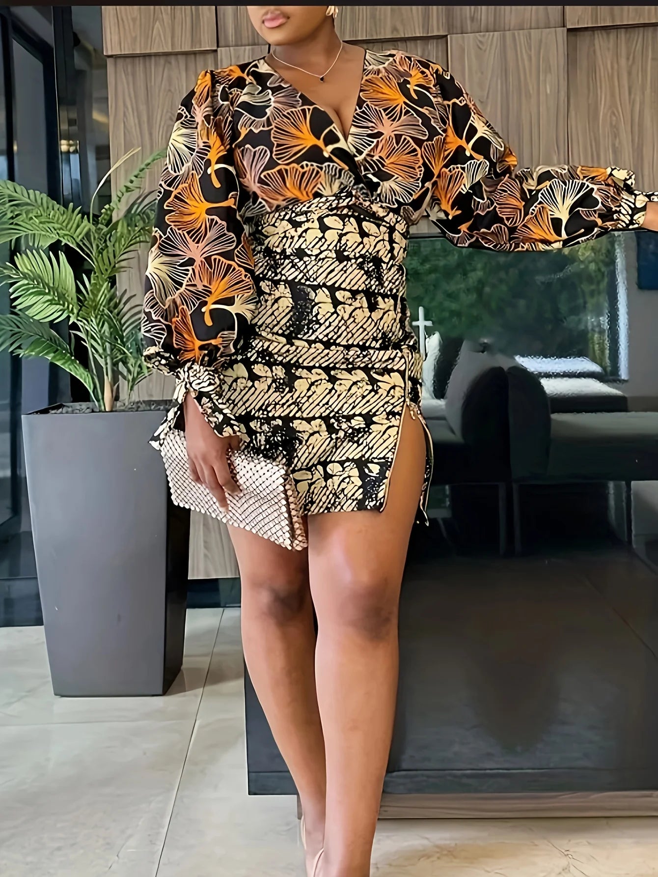 Everyday Elegant Mixed Print Slit Print Contrast Color V-neck Long Sleeve Short Dress