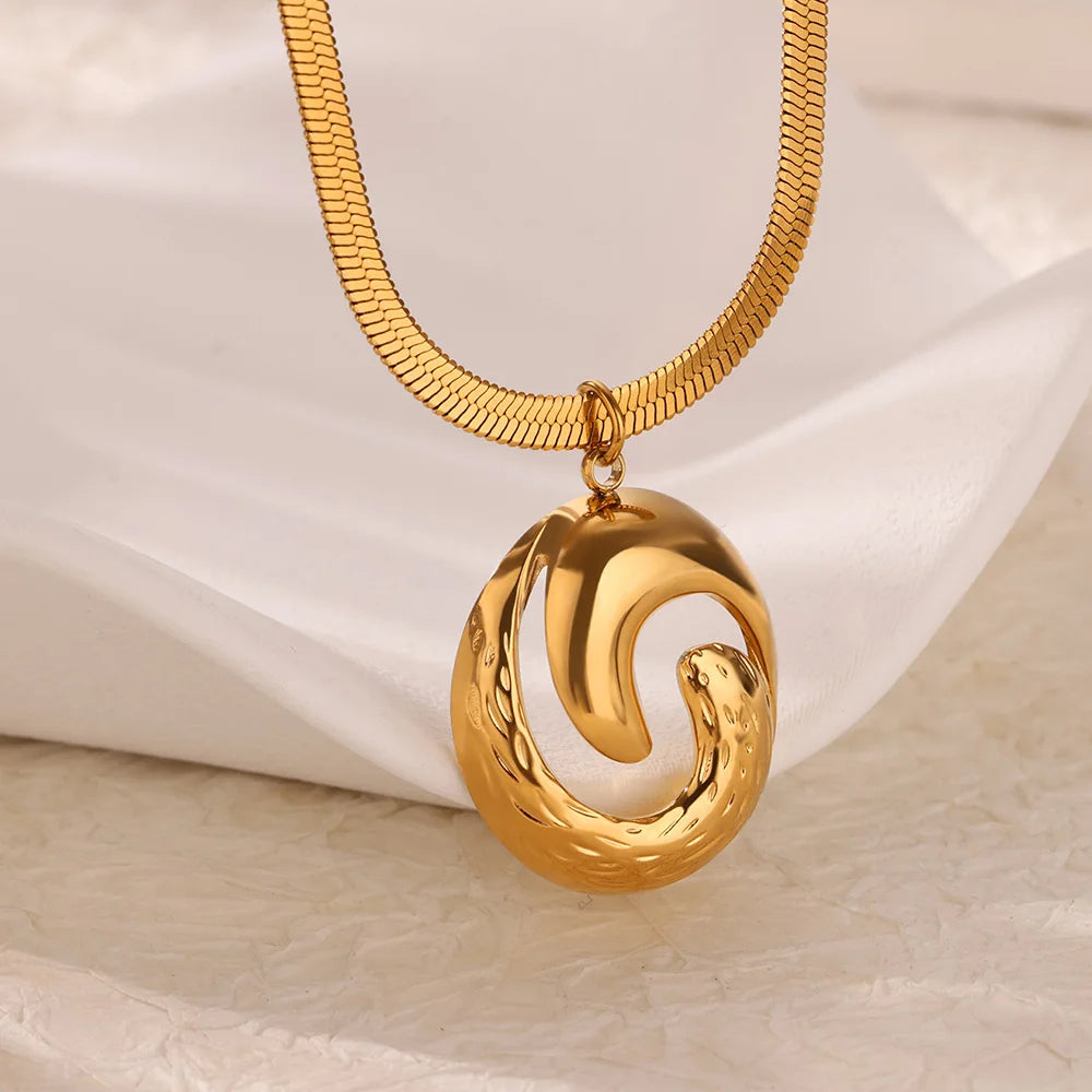 Punk Gold Color Heart Pendant Necklace for Women Stainless Steel Buckle Beaded Neck Chain Choker Y2K Jewelry Accessories