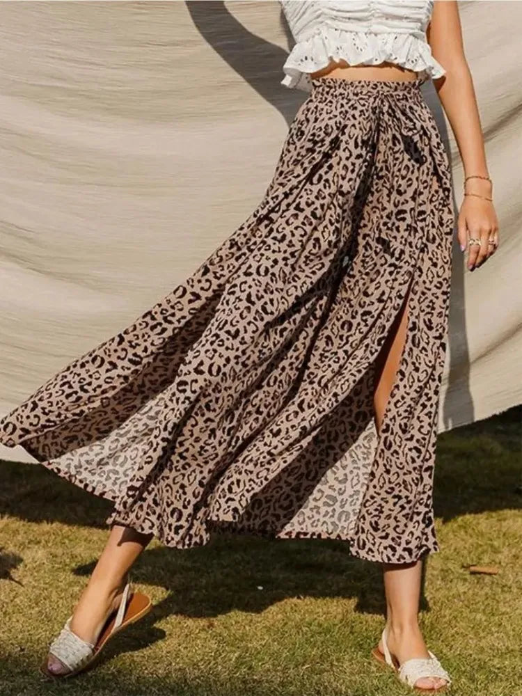 2025 Spring Collection - Loose Fit Solid Color Elastic Waist Long Half Pants