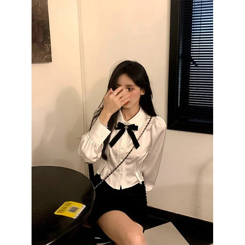 White Bow Shirts Women Sweet Preppy Kawaii Lace Patchwork Blouses Lolita Korean Elegant Peter Pan Collar Long Sleeve Crop Tops