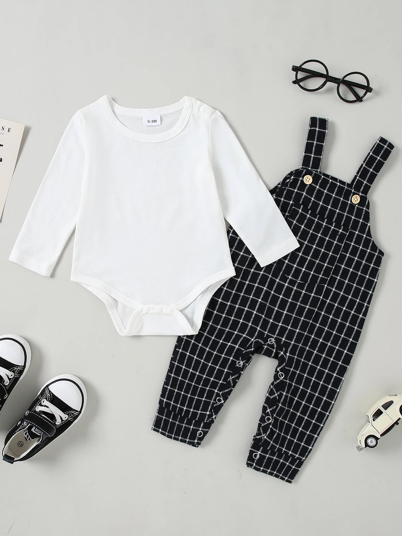 Newborn Baby Boy Clothes,2Pcs Infant Boy Romper Bodysuit Stripe Outfits +Bib Overall Pants(0-18 Month)