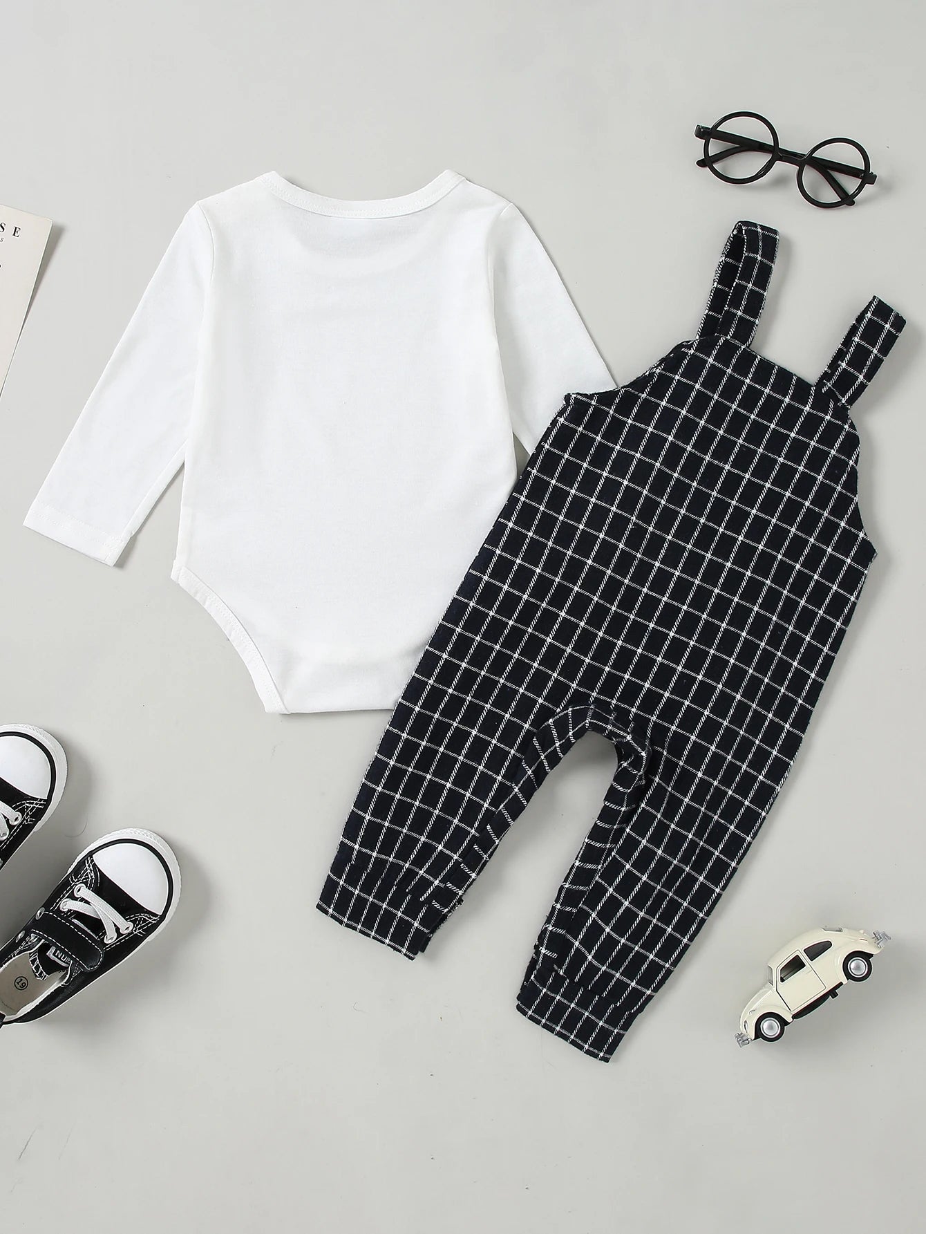 Newborn Baby Boy Clothes,2Pcs Infant Boy Romper Bodysuit Stripe Outfits +Bib Overall Pants(0-18 Month)