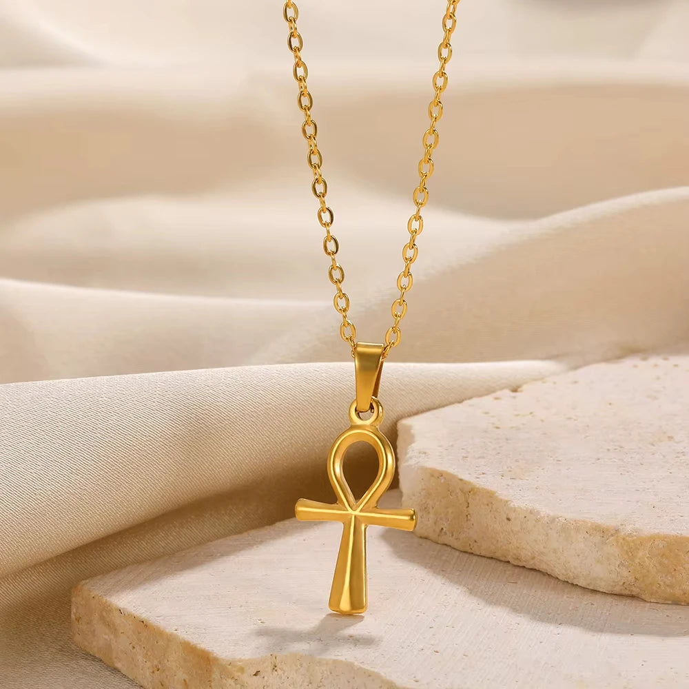 Punk Gold Color Heart Pendant Necklace for Women Stainless Steel Buckle Beaded Neck Chain Choker Y2K Jewelry Accessories