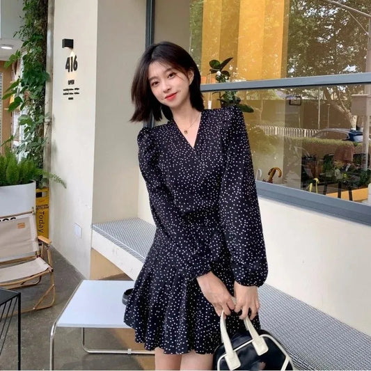 Black Polka Dot Floral Long Sleeve Dress Women's Autumn 2025 New Tea Break French Hepburn Style Skirt Length Dress