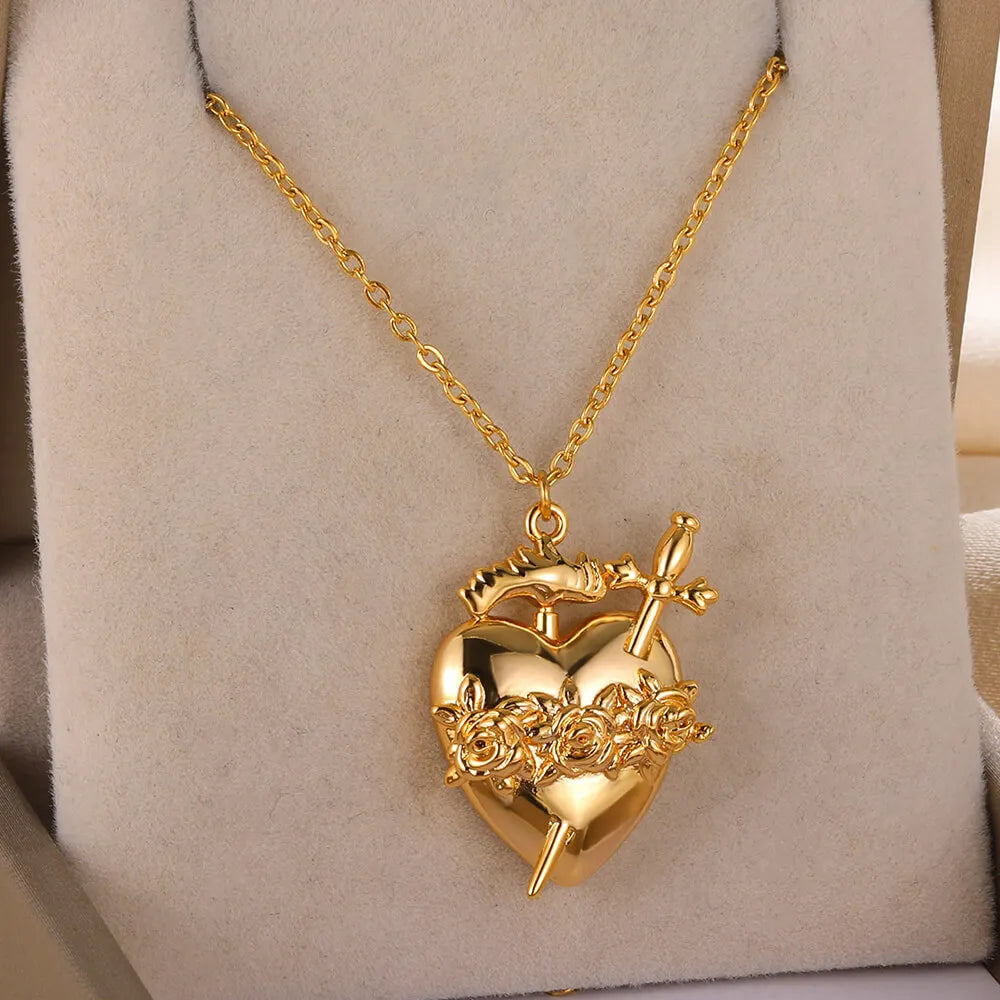 Punk Gold Color Heart Pendant Necklace for Women Stainless Steel Buckle Beaded Neck Chain Choker Y2K Jewelry Accessories